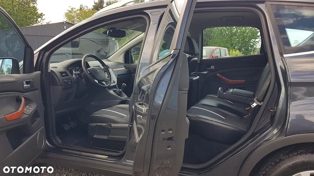 Ford Kuga 2.0 TDCi 4x4 Titanium - 21