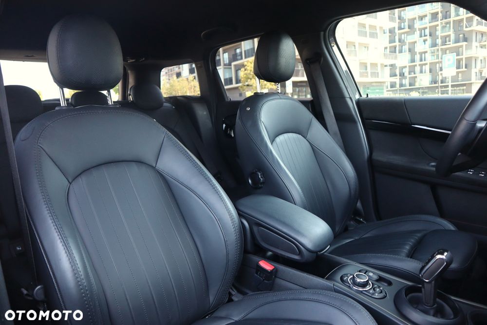 MINI John Cooper Works - 18