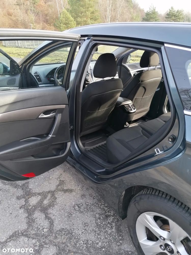 Hyundai i40 Kombi blue 1.7 CRDi Trend - 10