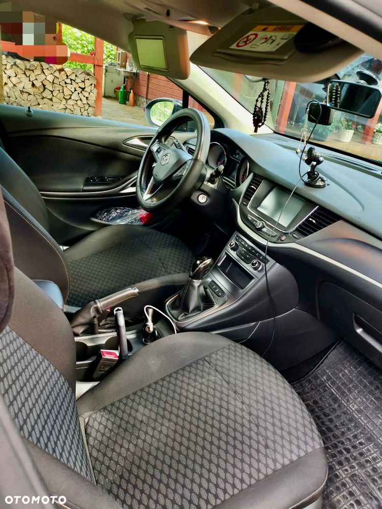 Opel Astra 1.4 T Enjoy S&S - 8
