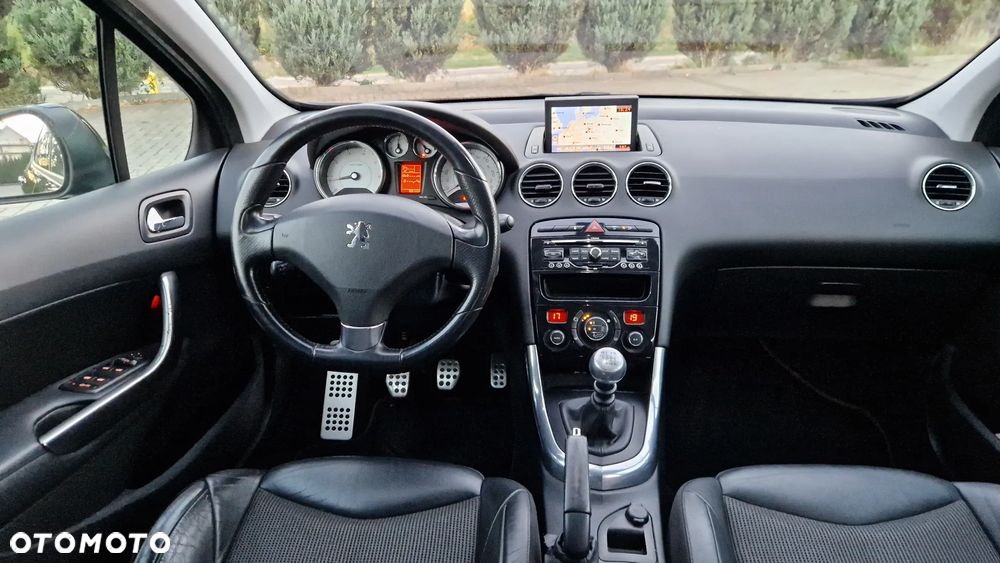 Peugeot 308 - 25