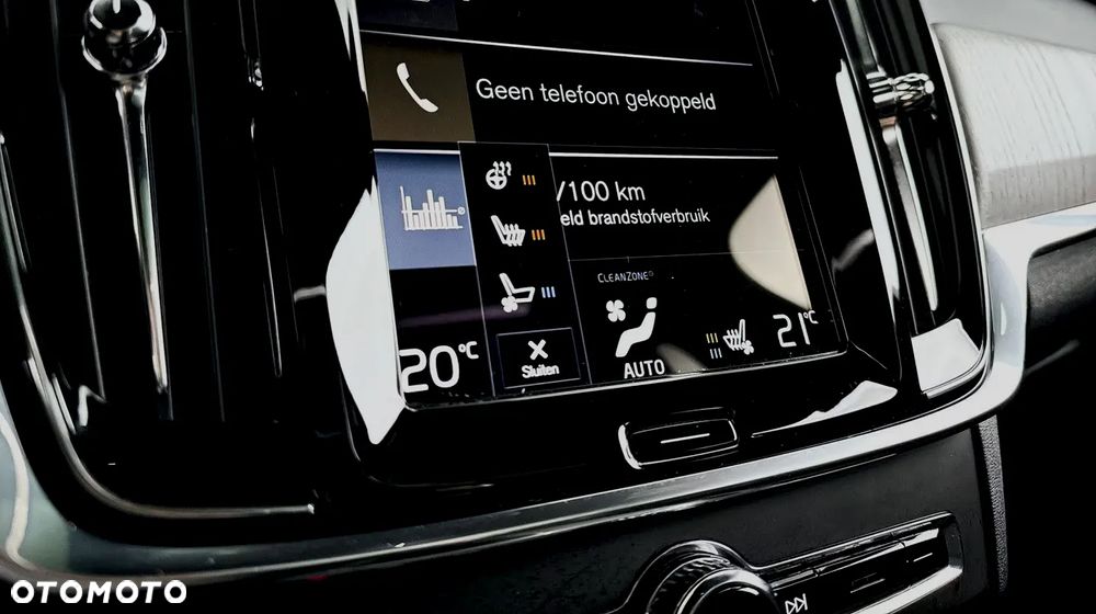 Volvo V90 Cross Country B5 D AWD Geartronic Pro - 24