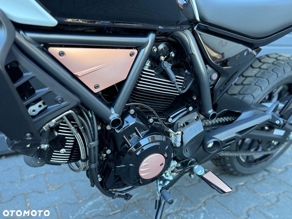 Ducati Scrambler - 12