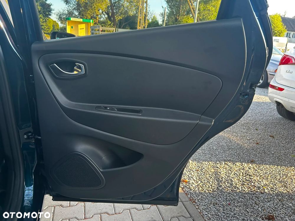 Renault Captur - 23