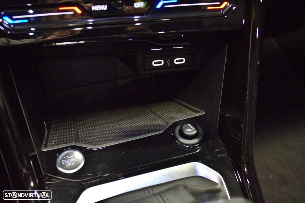 VW T-Roc 2.0 TDI R-Line DSG - 52