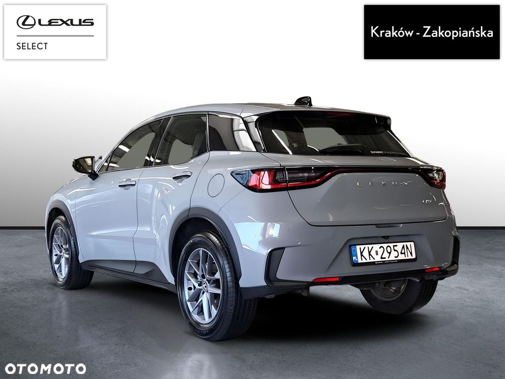 Lexus LBX 1.5 Hybrid - 8