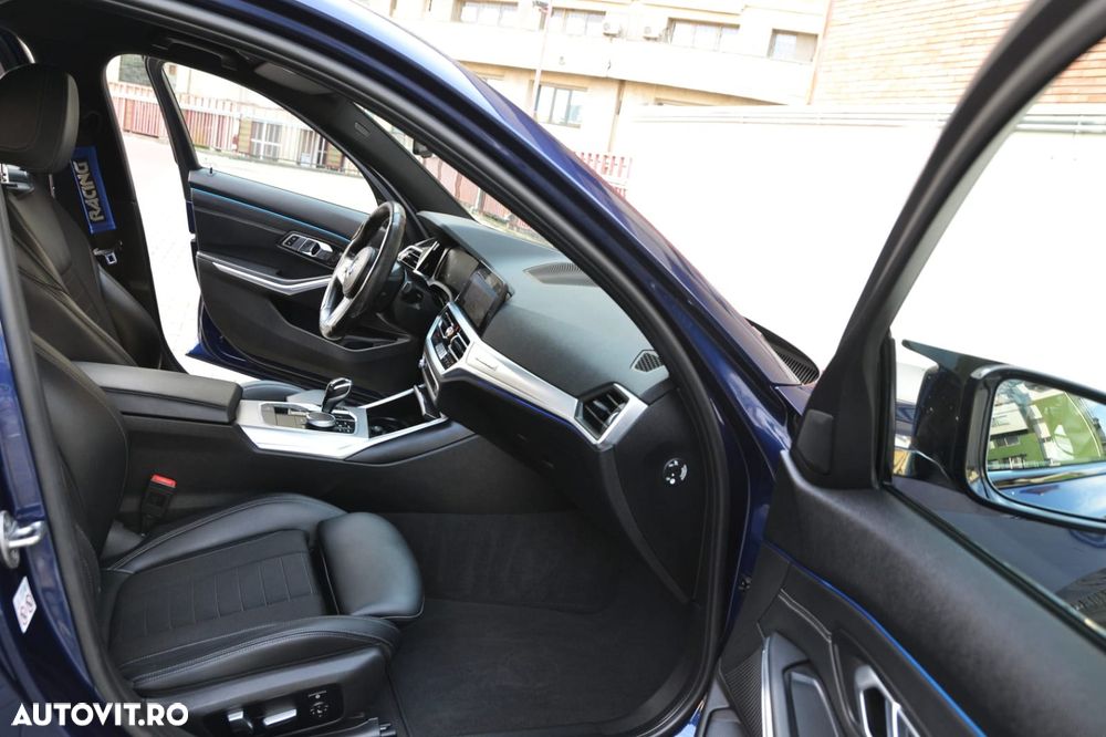 BMW Seria 3 320d Aut. - 10
