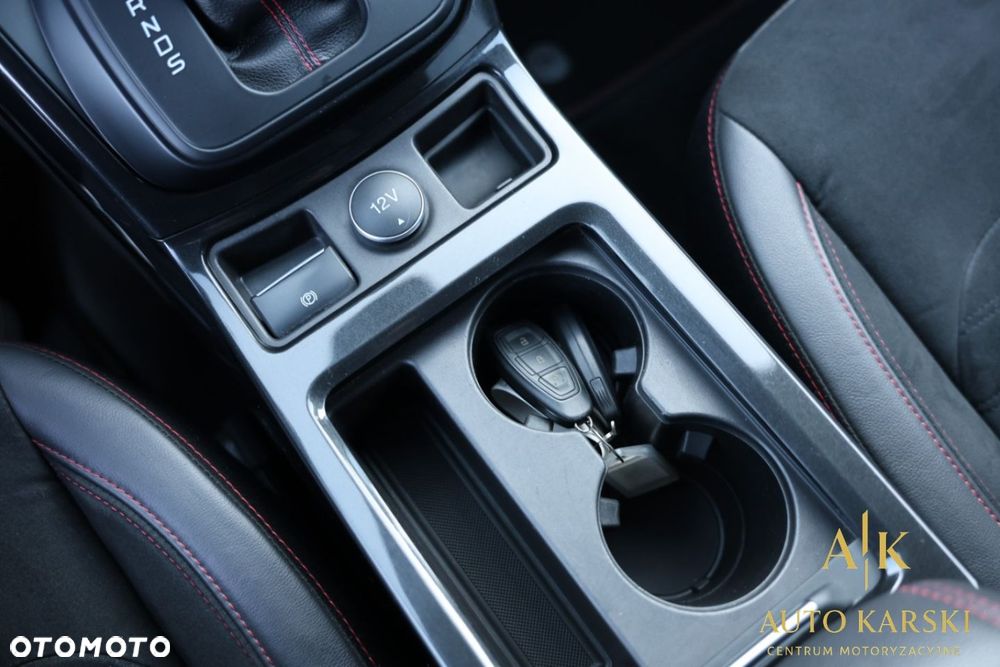 Ford Kuga - 28