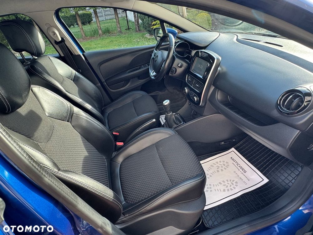 Renault Clio - 28