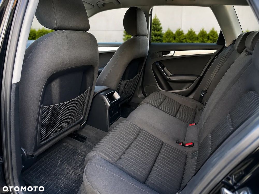 Audi A4 Avant - 9