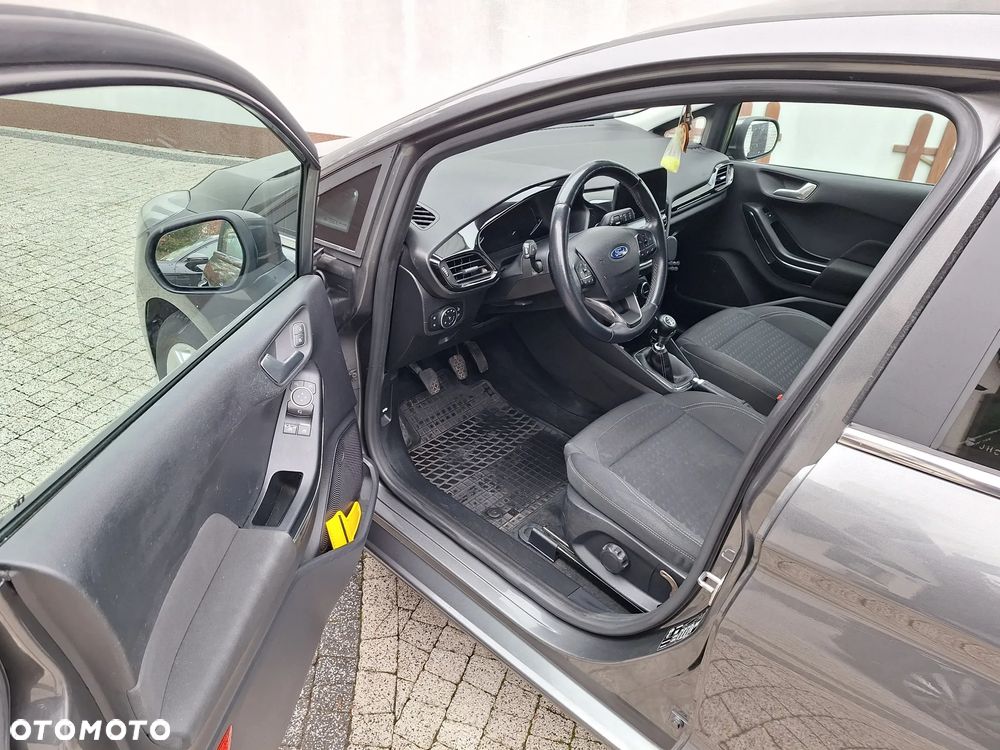 Ford Fiesta 1.5 TDCi TITANIUM - 10