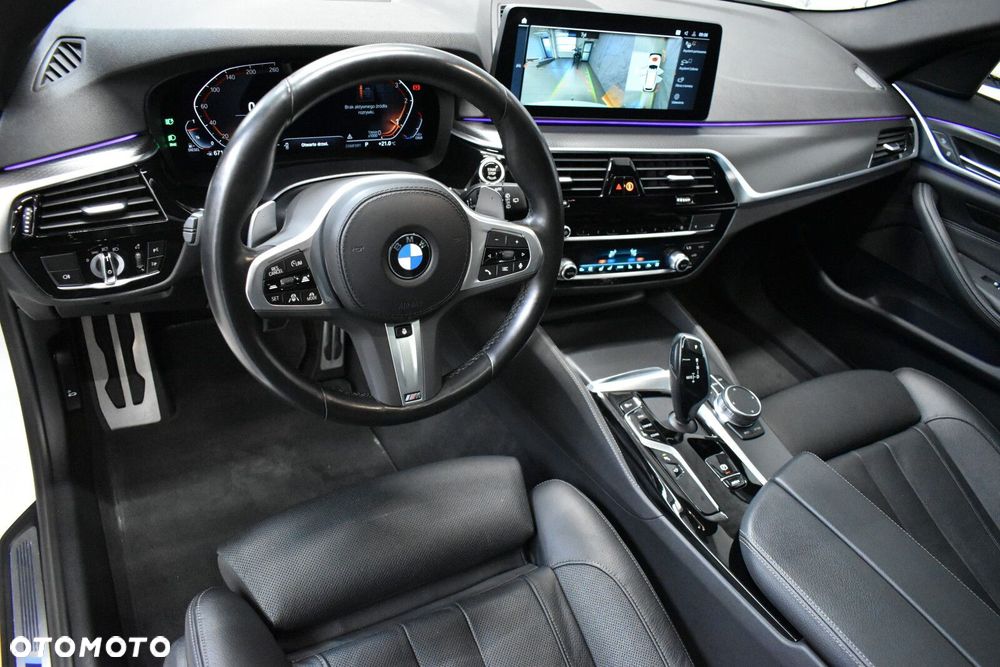 BMW Seria 5 520d mHEV M Sport sport - 5