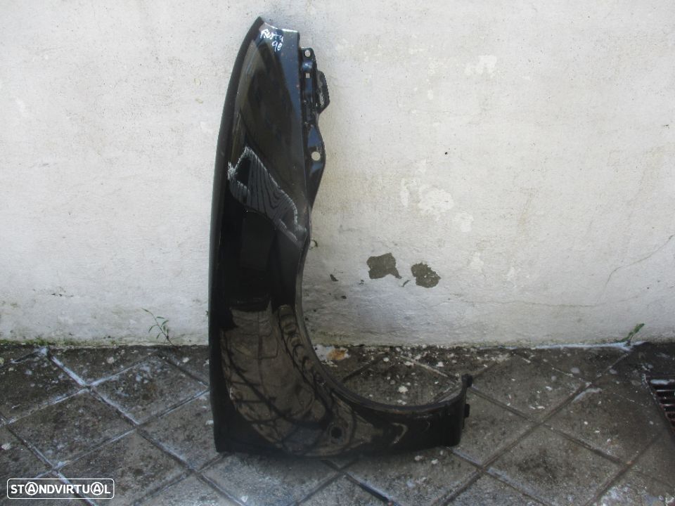 Guarda Lamas Ford Fiesta Direito 1996 a 1999 - 1