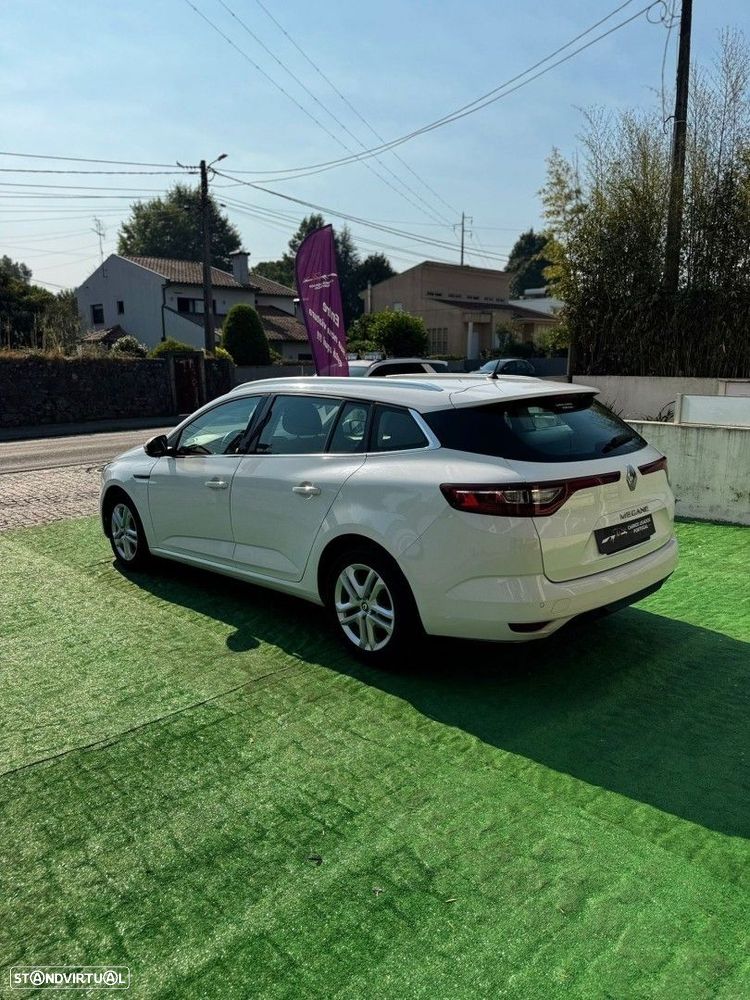 Renault Mégane Sport Tourer 1.5 Blue dCi Zen - 8