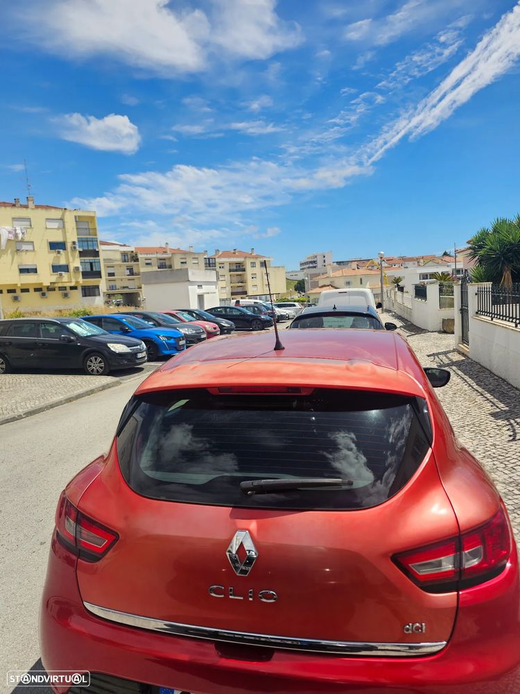 Renault Clio 1.5 dCi Dynamique S - 4