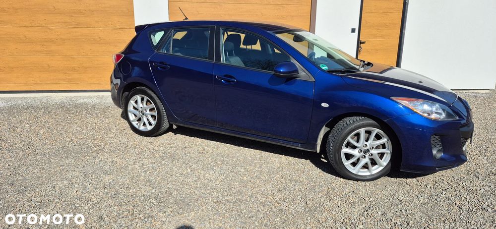 Mazda 3 - 10