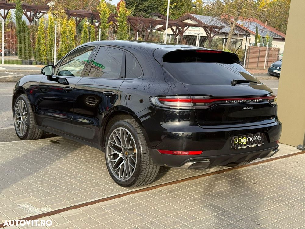 Porsche Macan - 10