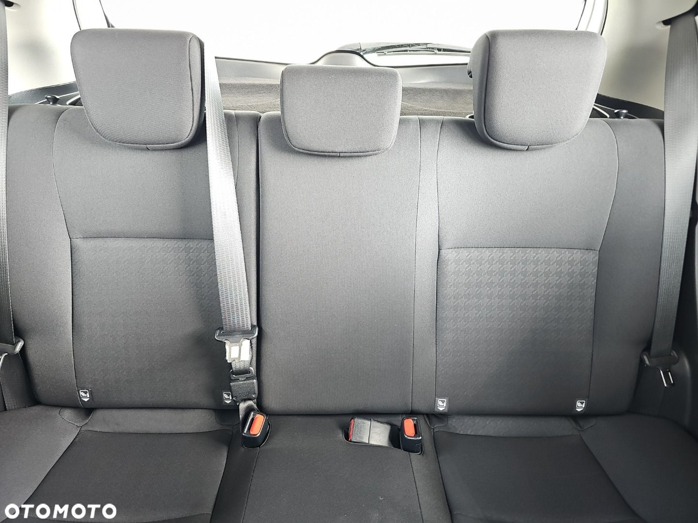 Toyota Yaris 1.0 Active EU6 - 21