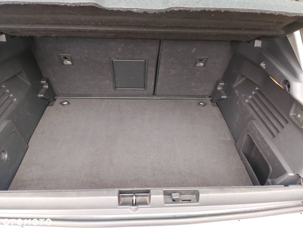 Peugeot 3008 2.0 HDi Premium - 29