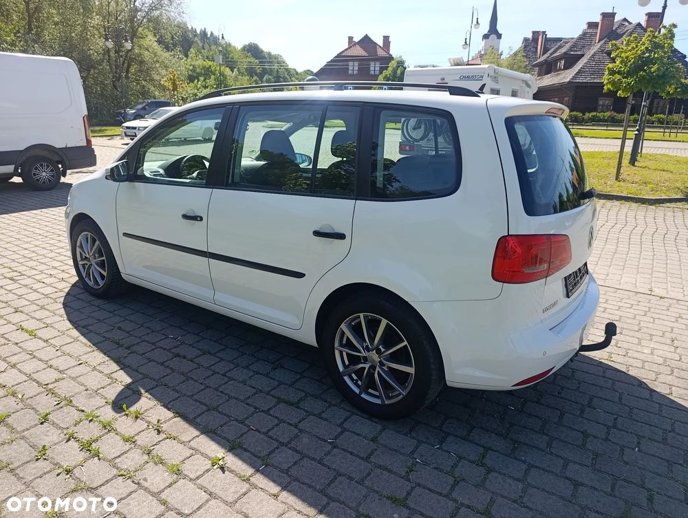 Volkswagen Touran 1.6 TDI DPF BlueMotion Technology Life - 11