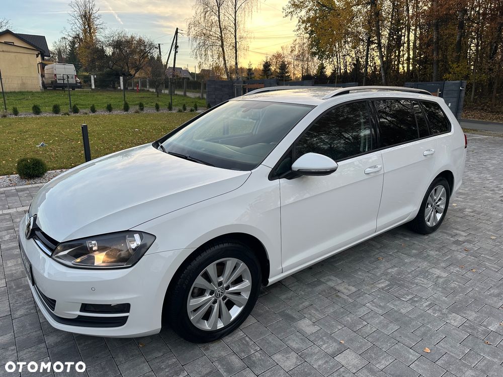 Volkswagen Golf 1.6 TDI BlueMotion Technology Comfortline - 23