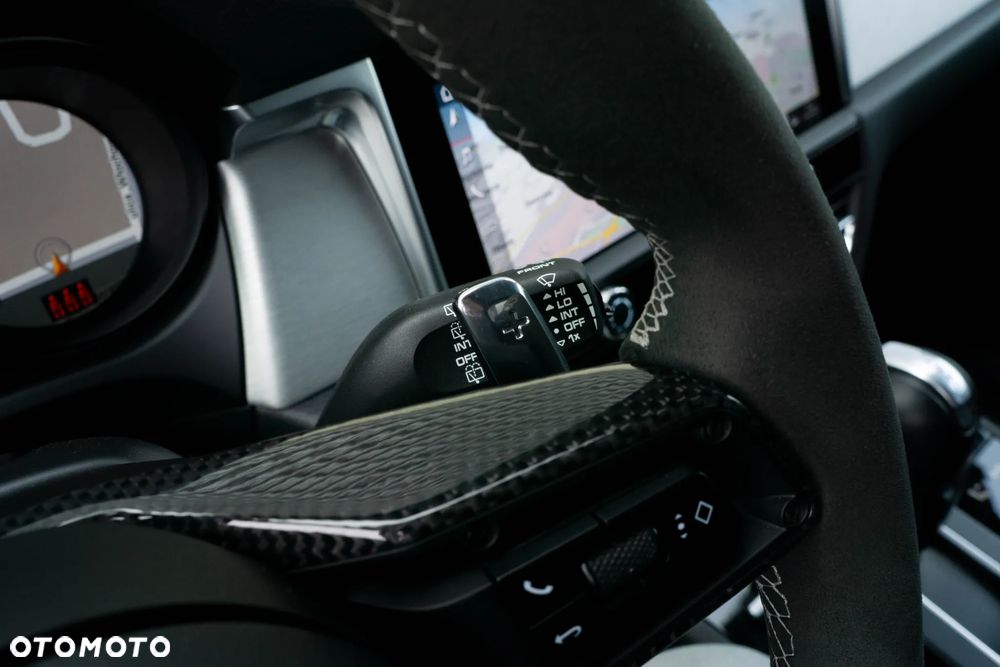 Porsche Macan S - 32