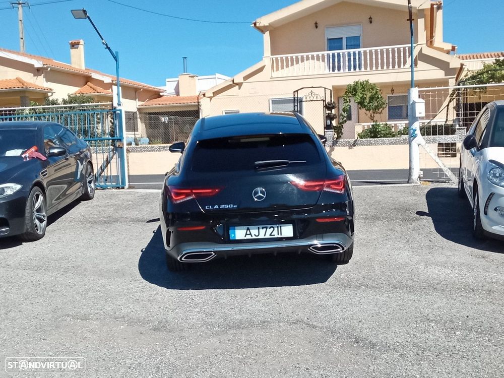 Mercedes-Benz CLA 250 e Shooting Brake AMG Line - 5