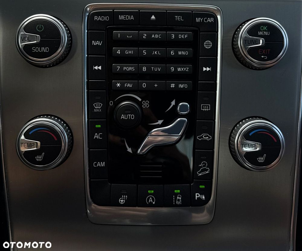 Volvo S60 Cross Country - 18