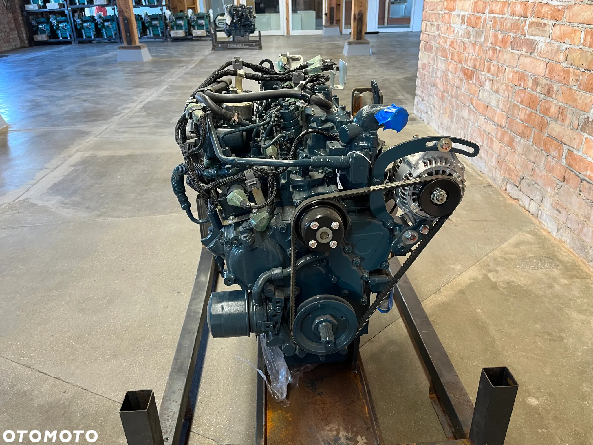 FV23% Silnik Kubota V2403 Nowy Kompletny - 3