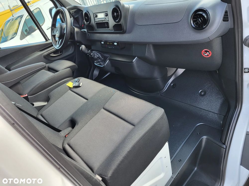 Mercedes-Benz SPRINTER 907 311 CDI--L2 H2 -KLIMA-LEDY-NOWY - 25
