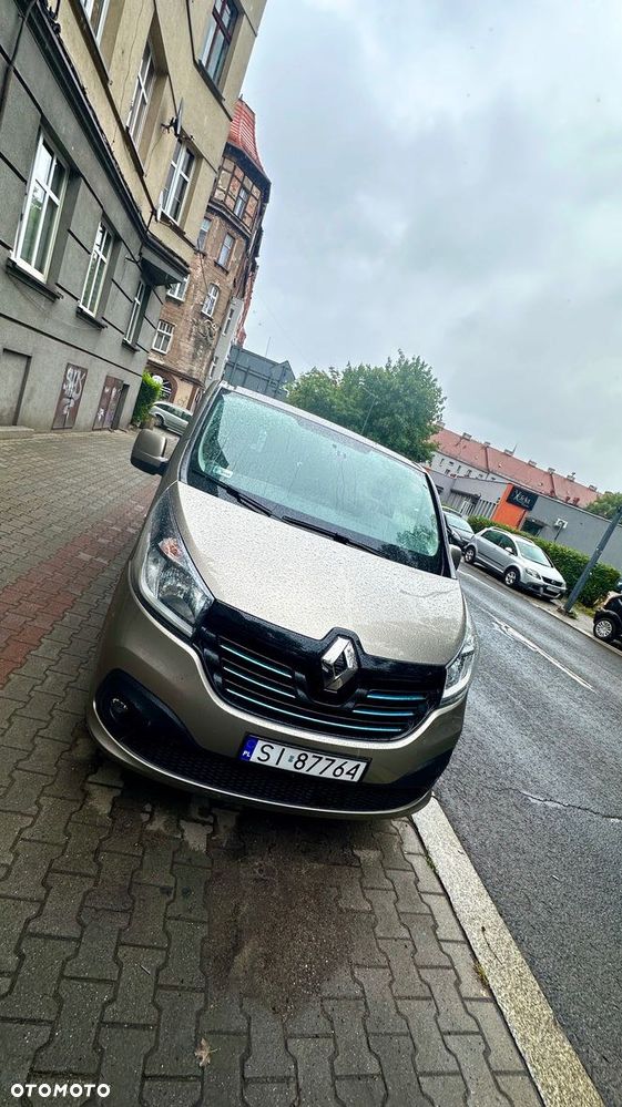 Renault Trafic - 8