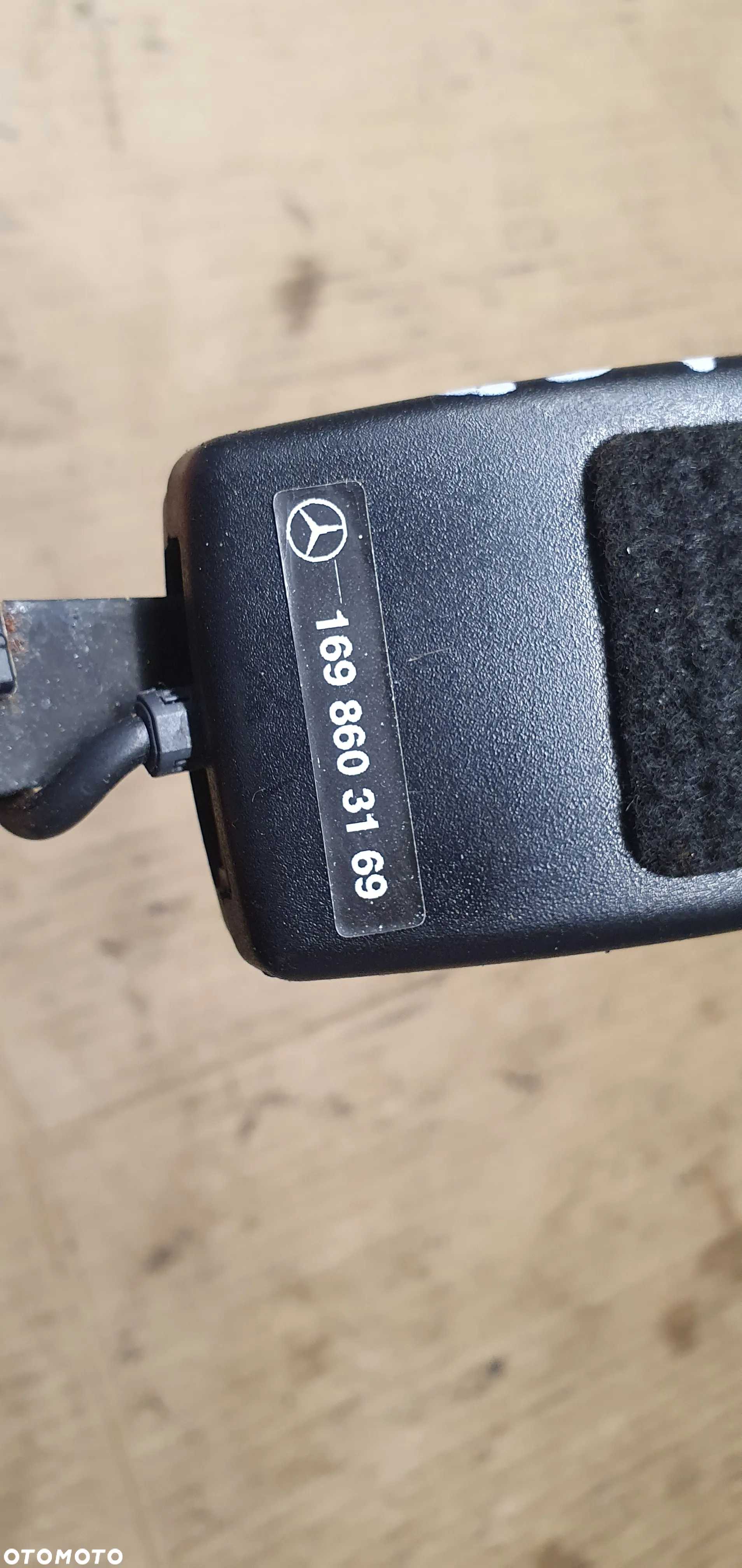 Zapinka pasa lewy tył tylna lewa Mercedes W169 1698603169 - 5