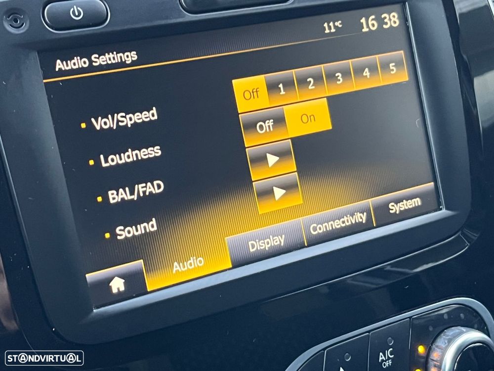 Renault Captur 0.9 TCE Initiale Paris - 21