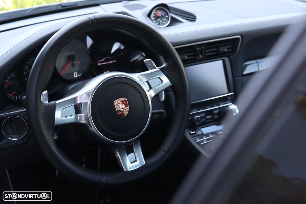 Porsche 911 (991) Carrera 4 GTS PDK - 24
