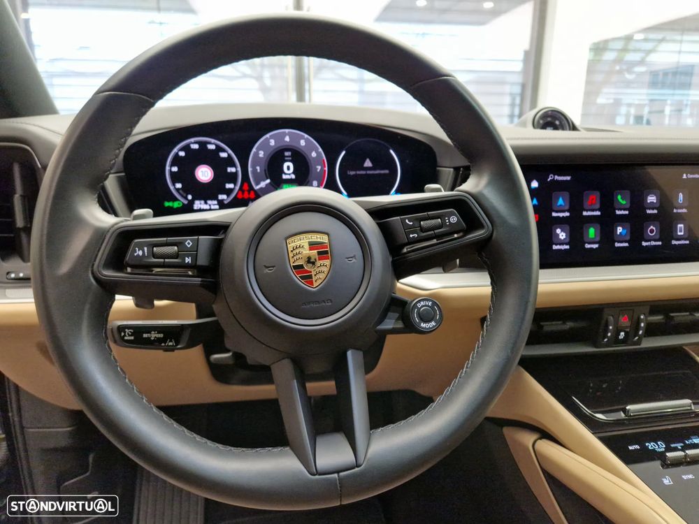 Porsche Cayenne Coupé E-Hybrid - 24