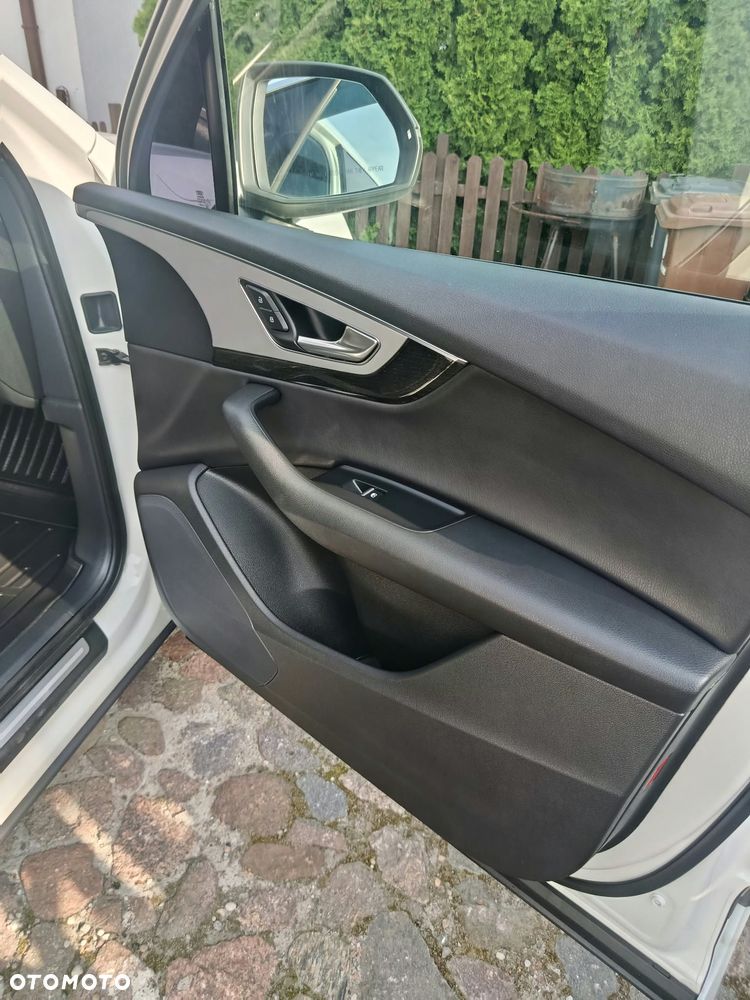Audi Q7 - 10