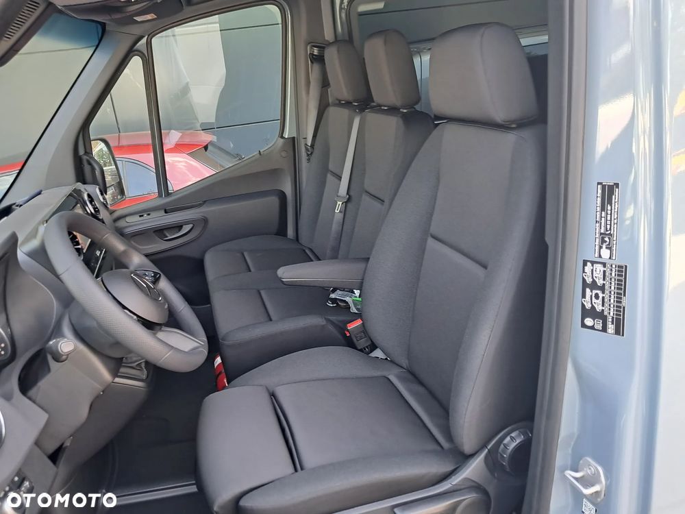 Mercedes-Benz Sprinter 315 CDI Furgon PRO długi - 17