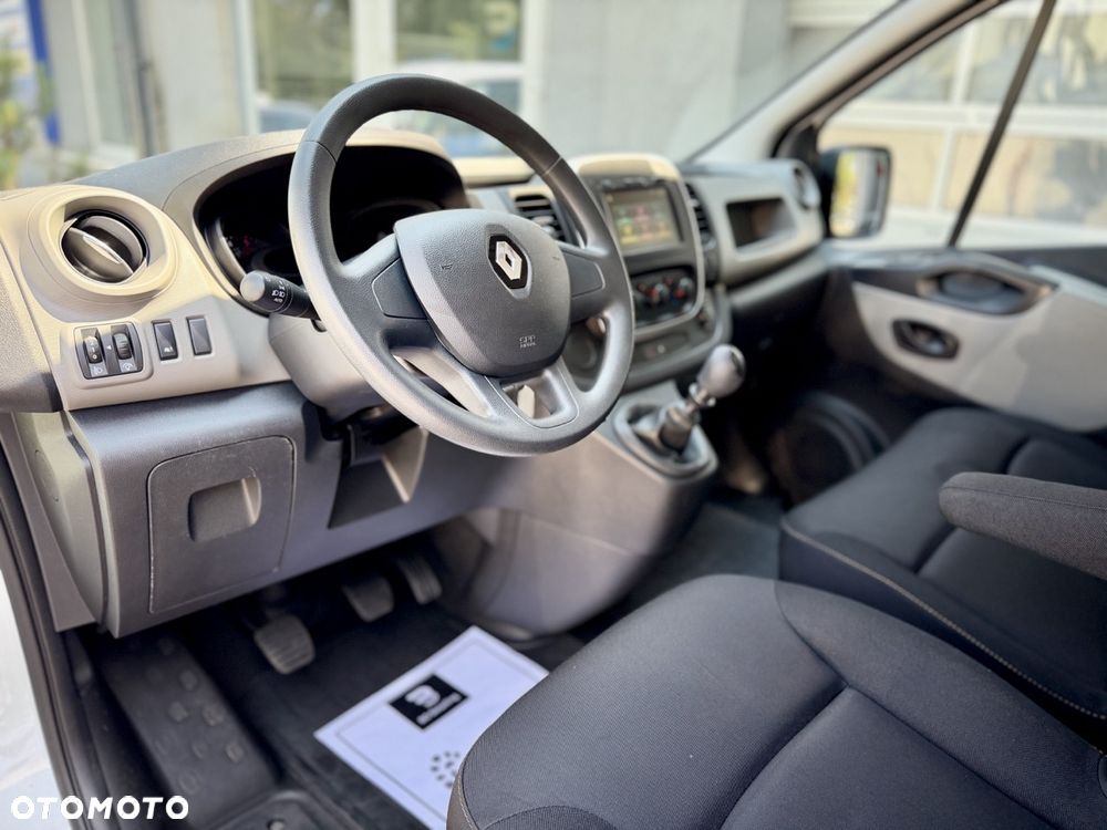 Renault Trafic - 10
