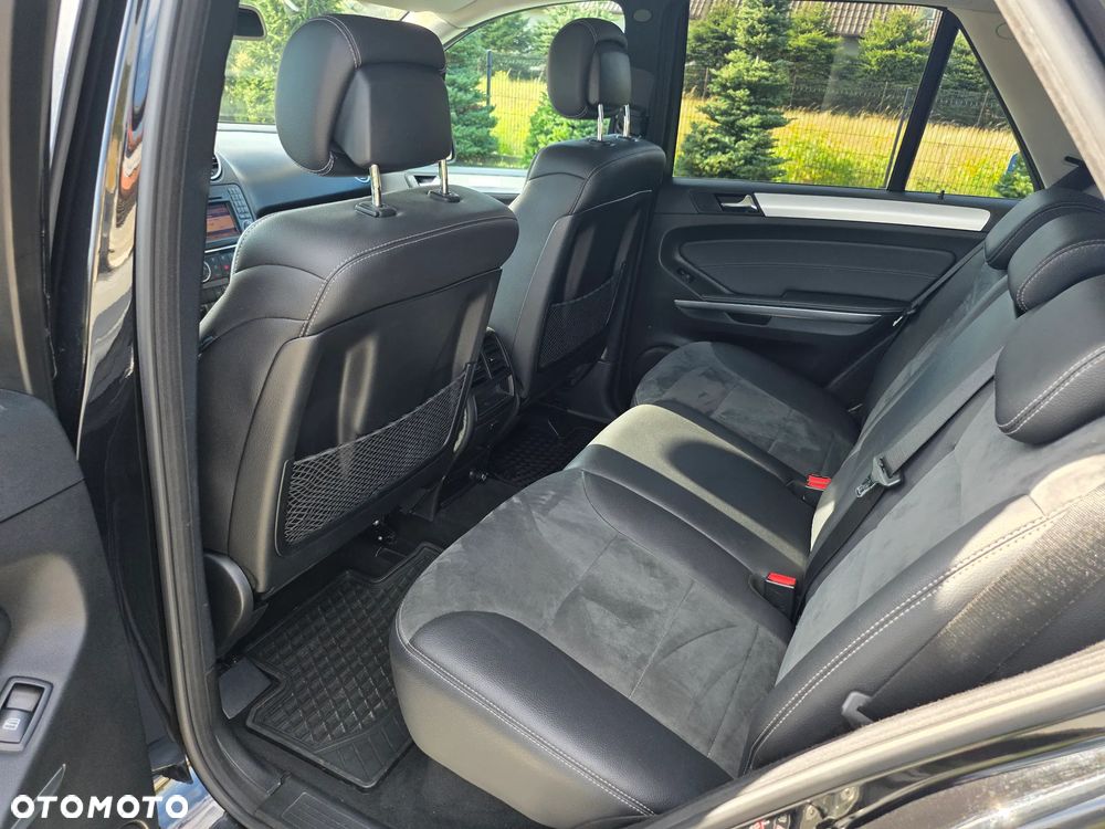 Mercedes-Benz ML 300 CDI 4Matic 7G-TRONIC DPF BlueEFFICIENCY Grand Edition - 16