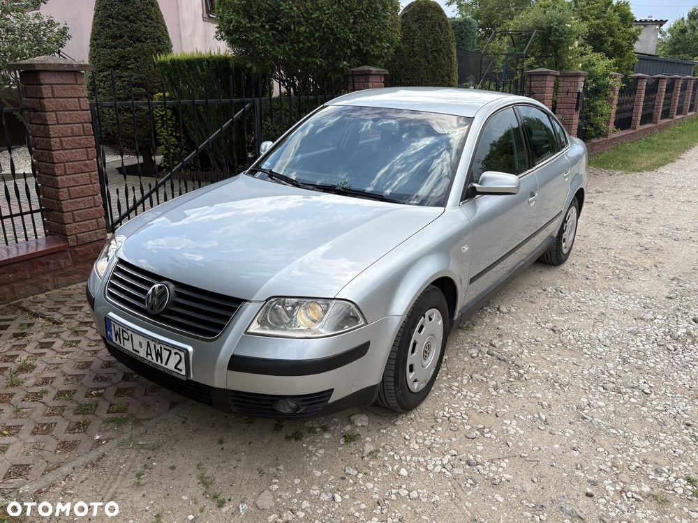 Volkswagen Passat 1.9 TDI Basis - 1