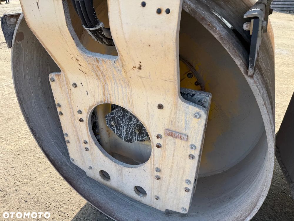 Dynapac CC432 / 12 ton / Dzielone Bębny - 14