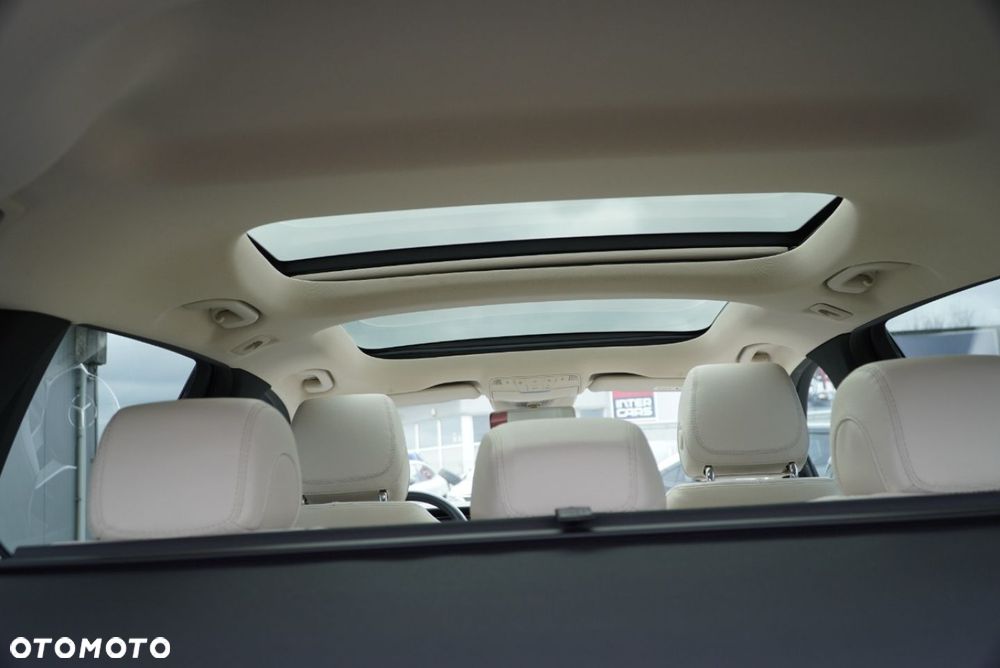 Mercedes-Benz Klasa E 220 d 9G-TRONIC Exclusive - 18