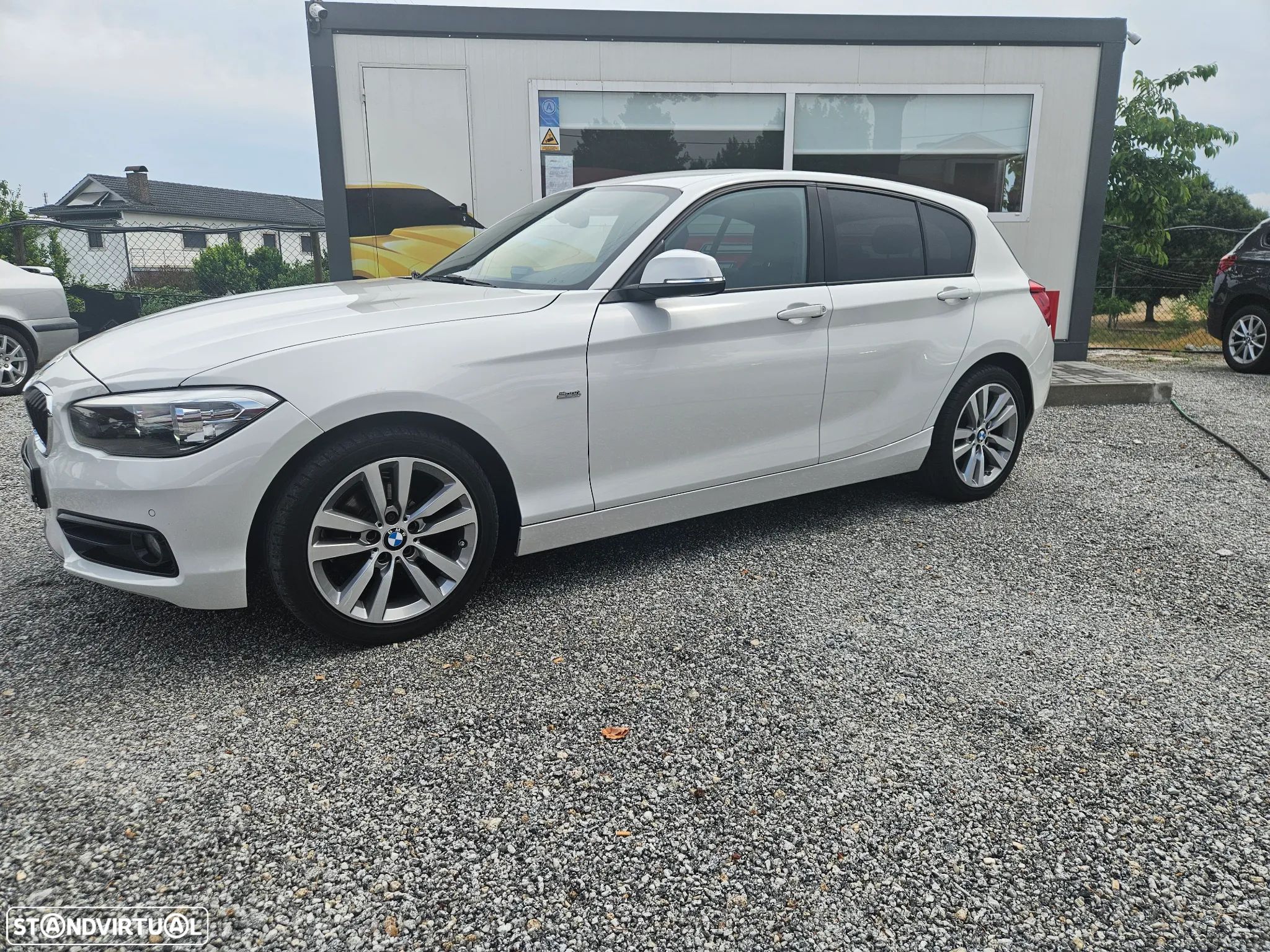 BMW 116 d Line Sport Shadow Auto - 1