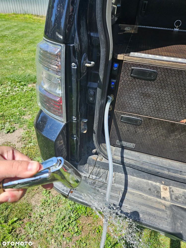 Mitsubishi Pajero - 37