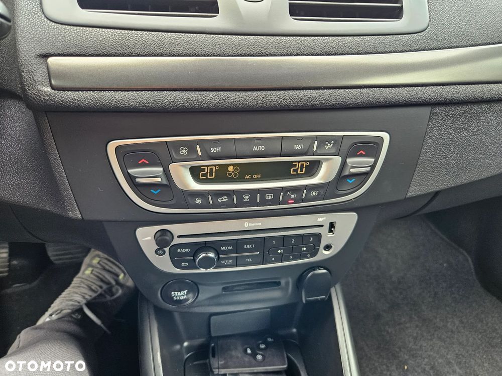 Renault Megane ENERGY TCe 115 Start & Stop Authentique - 17
