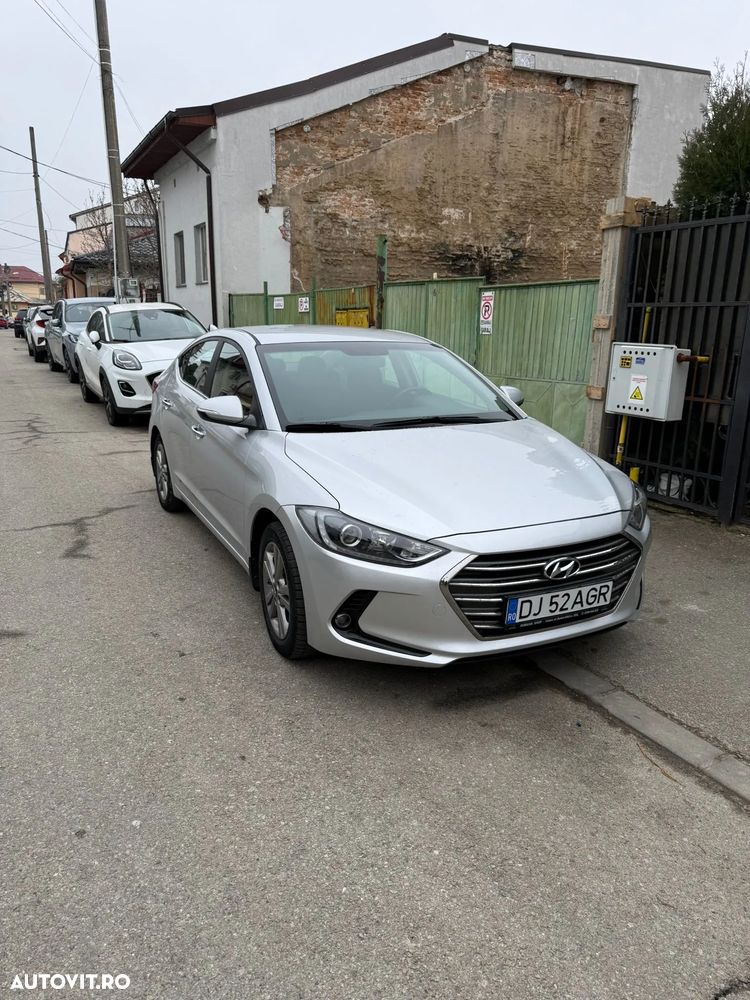 Hyundai Elantra 1.6 MPi Highway - 9