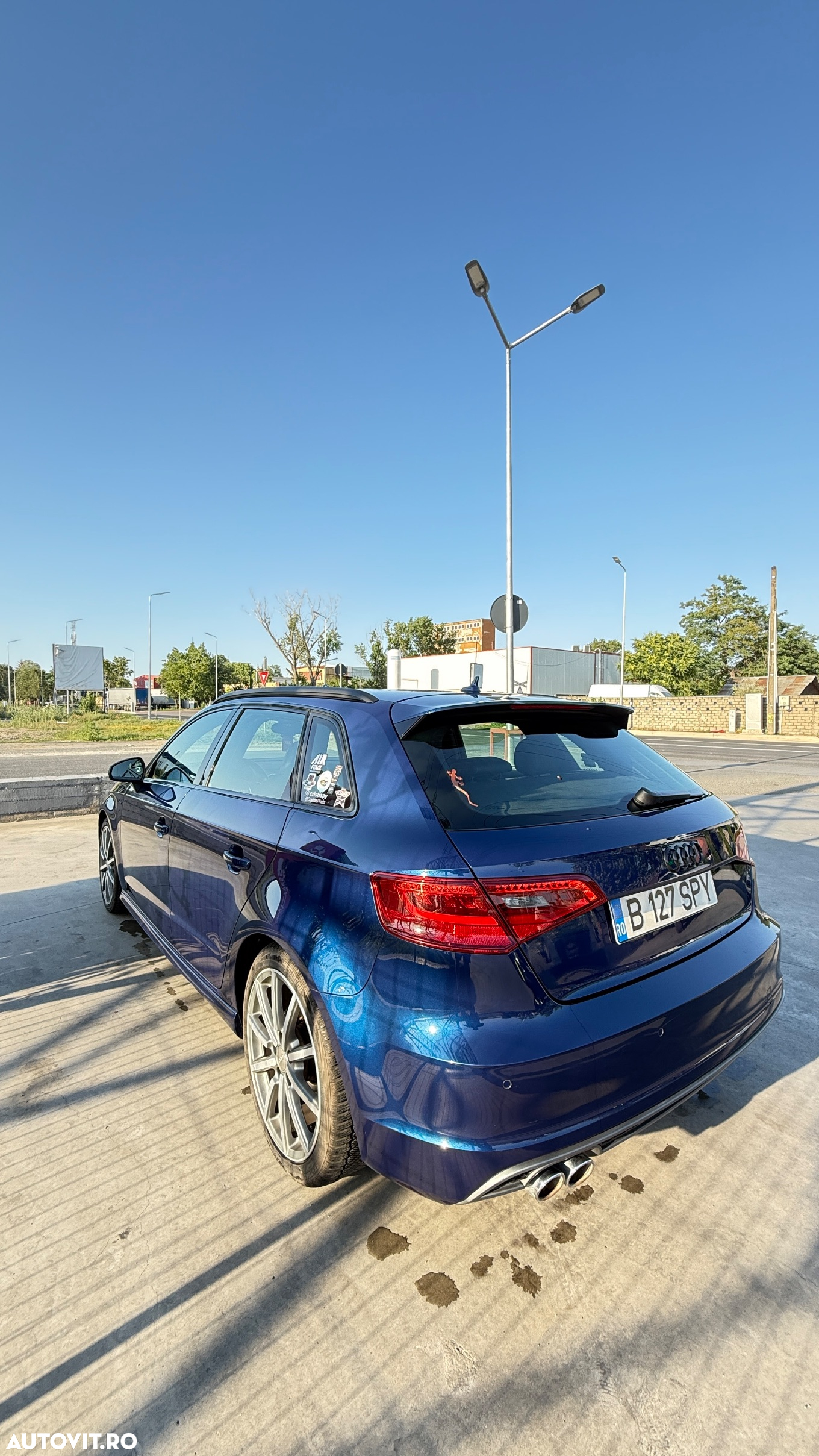 Audi A3 2.0 TDI clean quattro Ambiente - 2