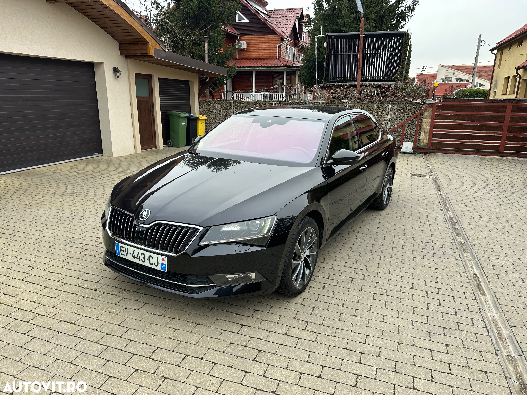 Skoda Superb 2.0 TDI DSG L&K - 28