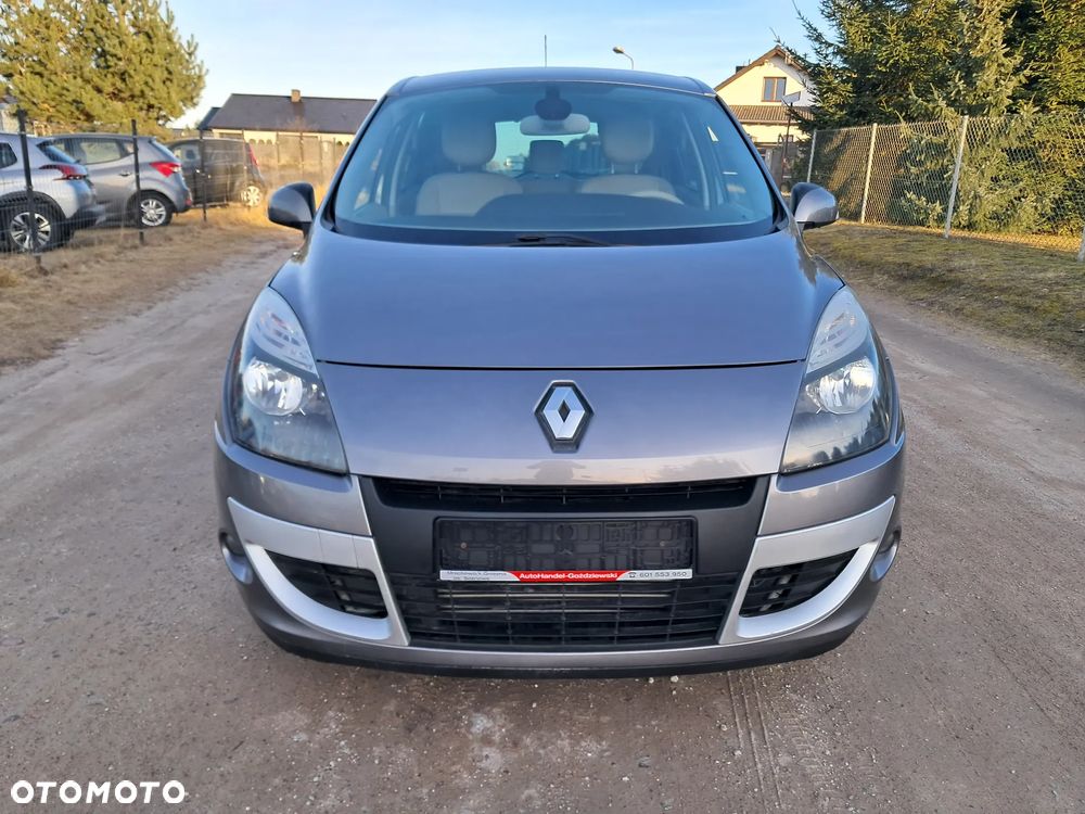 Renault Scenic 1.9 dCi Confort Privilege - 11