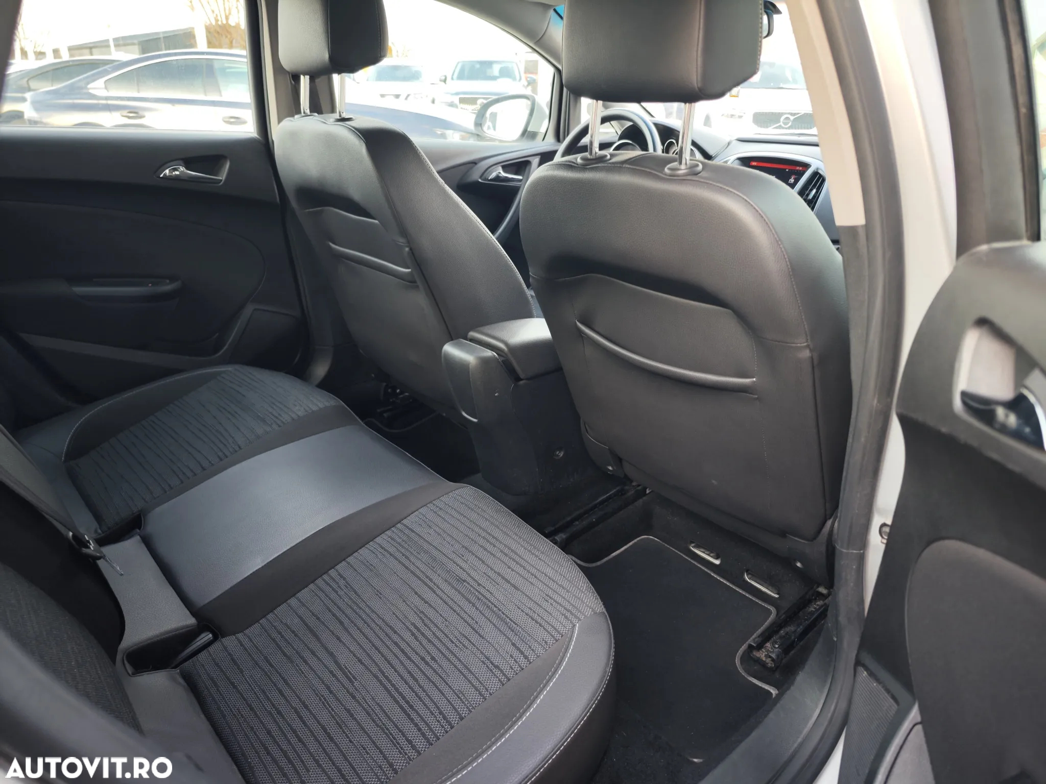 Opel Astra 1.6 TWINPORT ECOTEC Active Aut. - 20